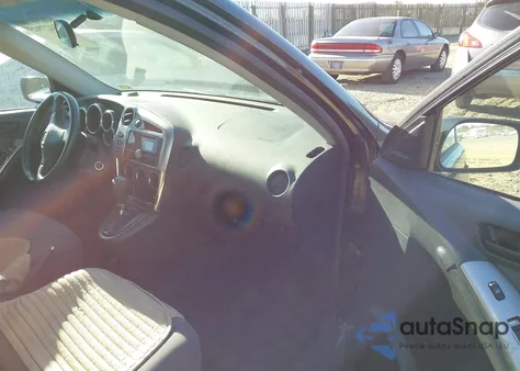 2005 Toyota Matrix z USA, uszkodzony, nr VIN 2T1KR32E85C324027